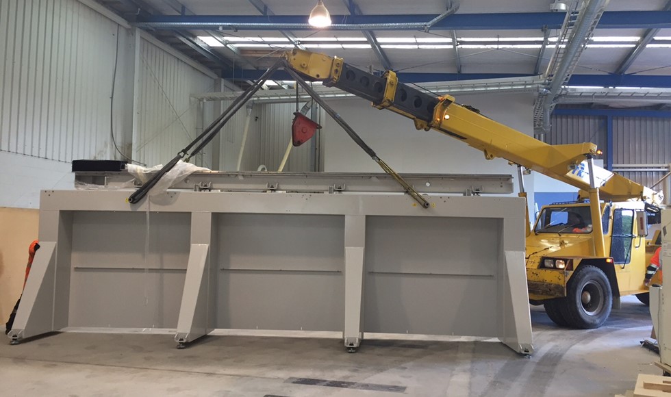 CRANE LIFTING