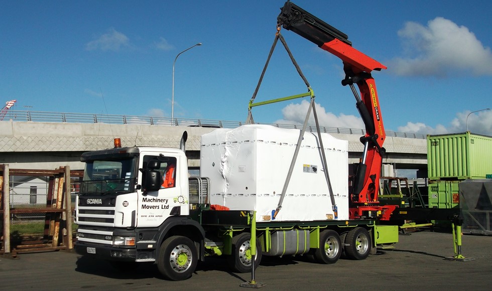 TRUCK MOUNTED CRANE